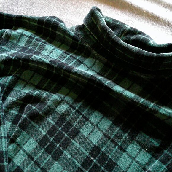 Green Tartan Fleece Turtleneck - Picture 2 of 3